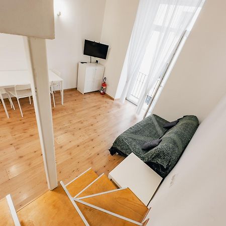 לינה וארוחת בוקר נאפולי Ale & Tizy House מראה חיצוני תמונה
