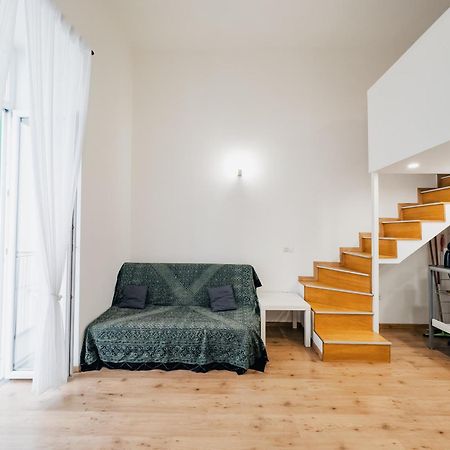 לינה וארוחת בוקר נאפולי Ale & Tizy House מראה חיצוני תמונה