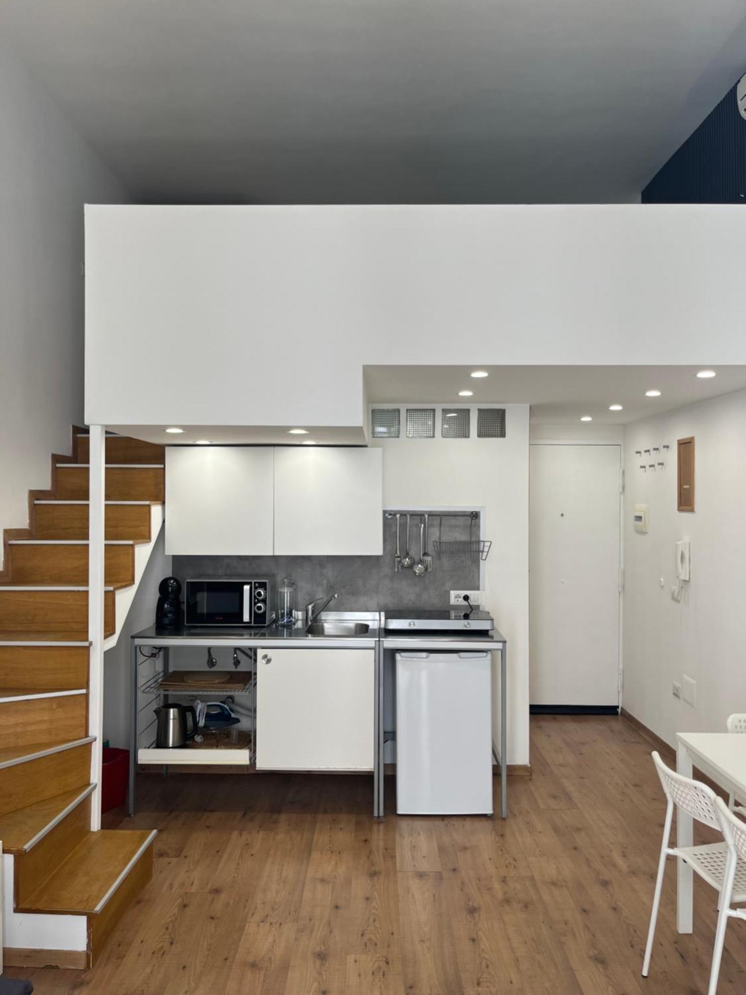 לינה וארוחת בוקר נאפולי Ale & Tizy House מראה חיצוני תמונה