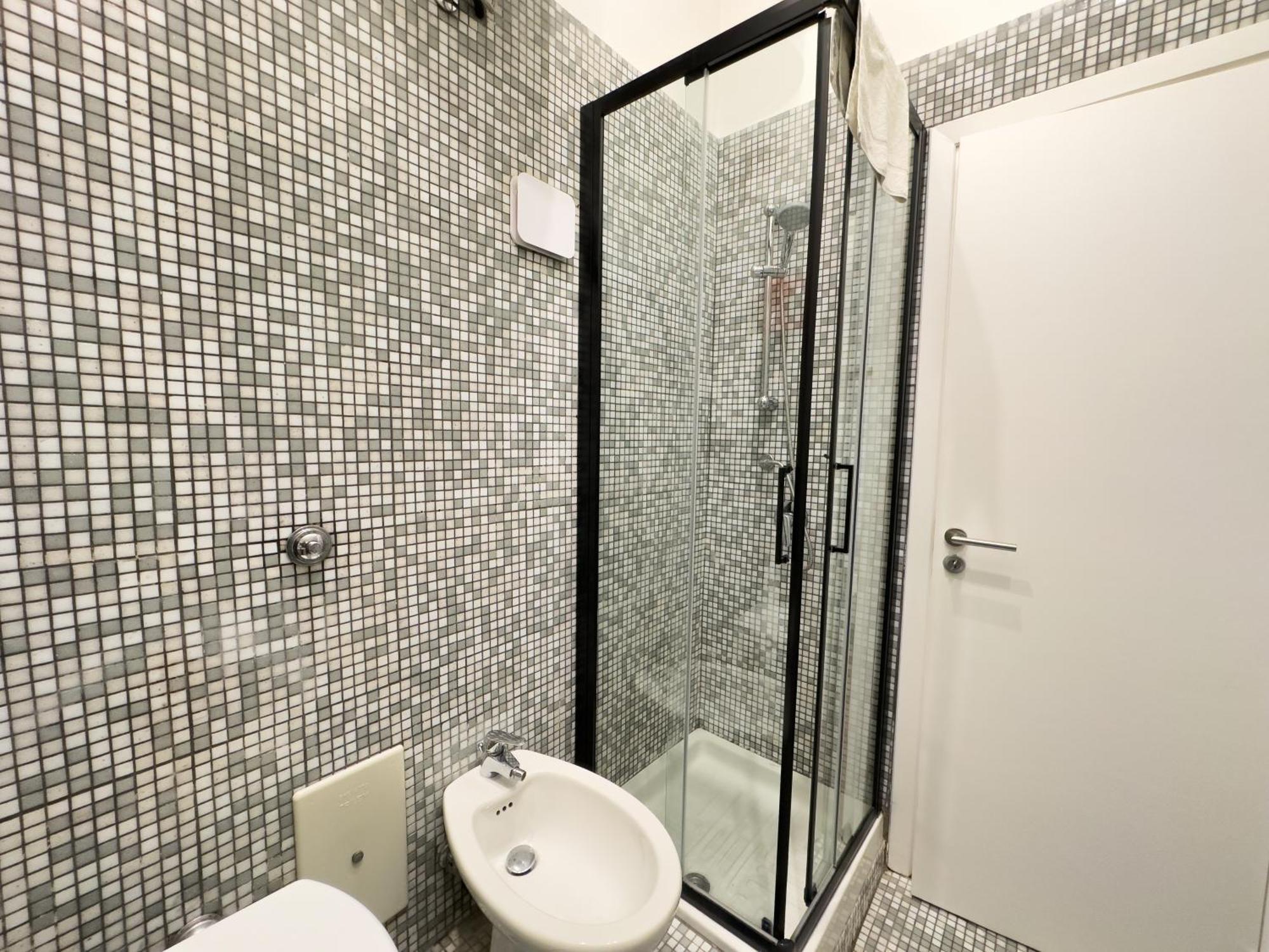 לינה וארוחת בוקר נאפולי Ale & Tizy House מראה חיצוני תמונה